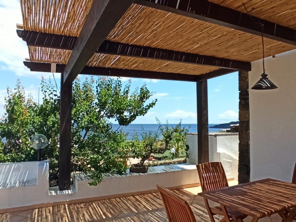 Gli Oleandri Pantelleria